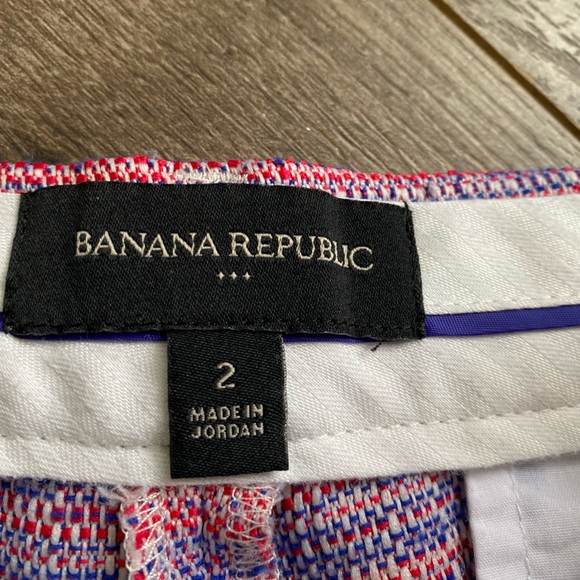 Banana Republic tailored pink and purple tweed shorts. 4.5” inseam high rise - Picture 9 of 13